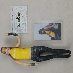 Blackpink JUMP 9" Doll And PhotoCard Bundle Shanghai Pop